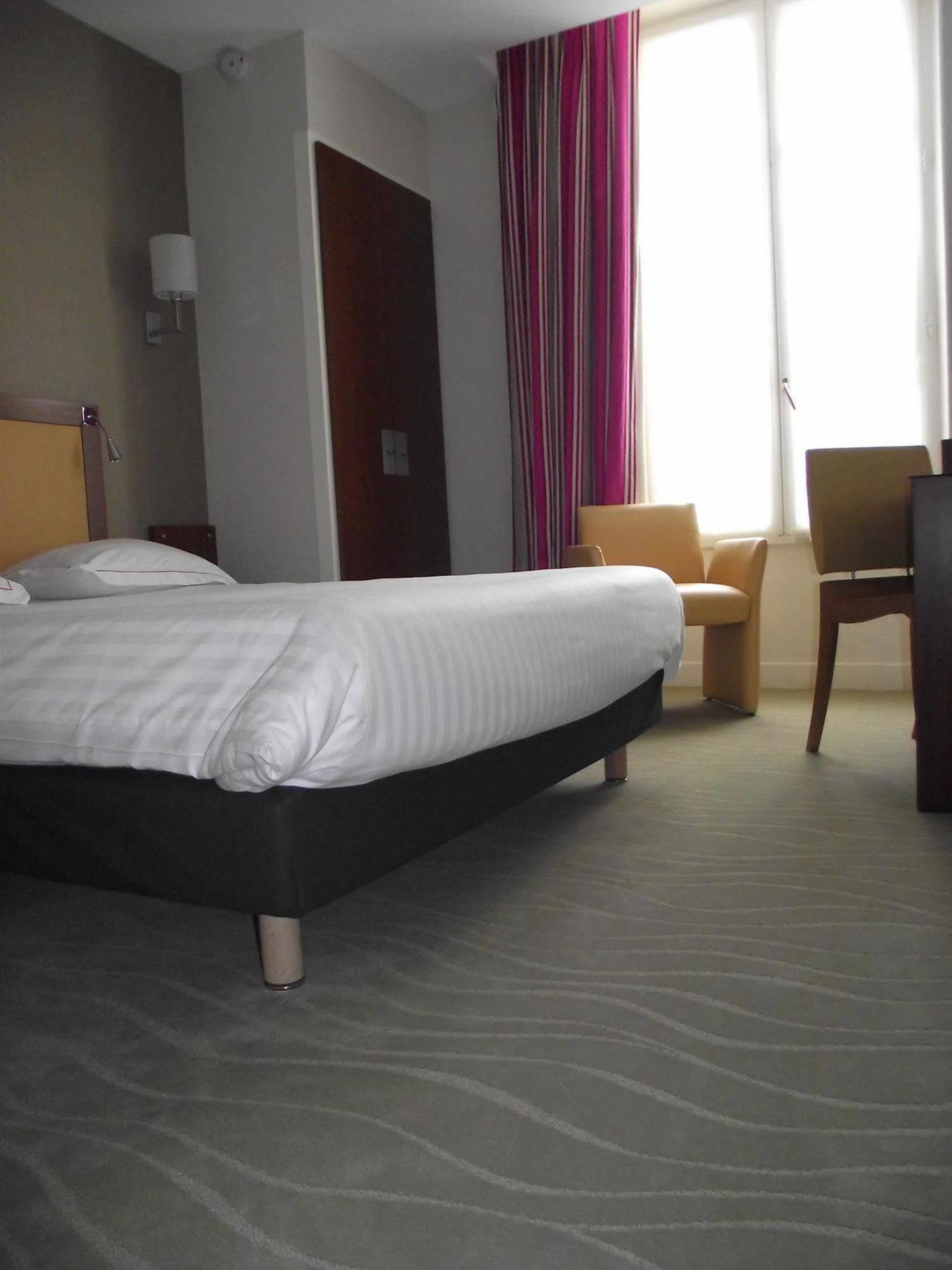 Best Western Plus Hotel D'Angleterre Бурж Экстерьер фото